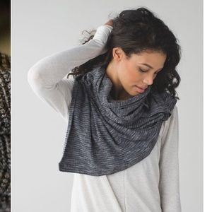 Lululemon Vinyasa Scarf